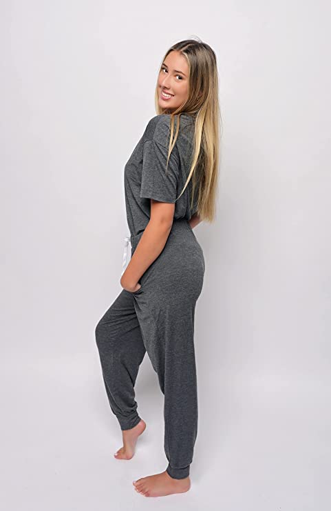 Hisir Club Women’s Two-piece Loungewear Pajama Set with Short Sleeve Pullover T-shirt and Jogger Pants with Pockets